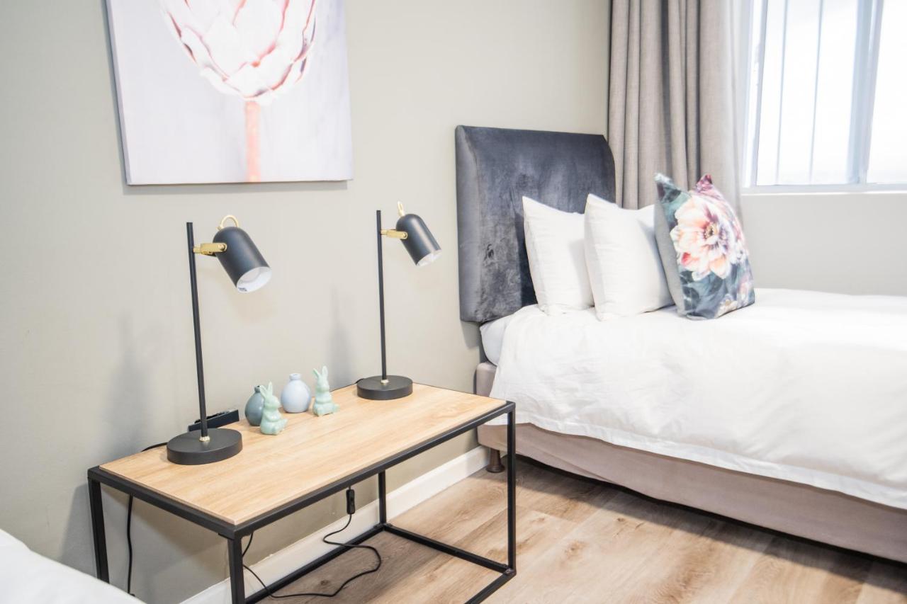 Two Greenpoint Mews With Back Up Power For Loadshedding Plettenberg Bay Extérieur photo